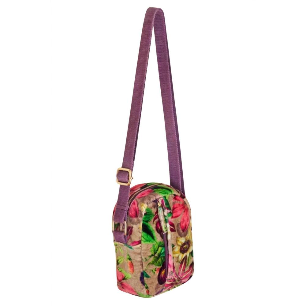 NEW POWDER out & about bag in botanicals